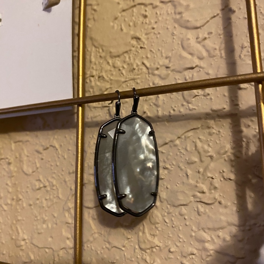 Kendra Scott Faceted Gunmetal drop earrings